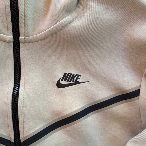 Nike Tech Fleece Beige and Gray Zip-Up Hoodie - Picture 5 of 5